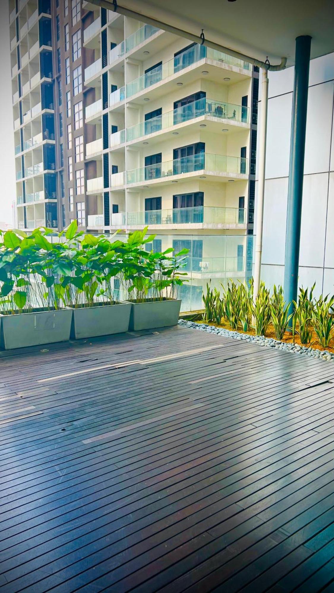 Summer Suites Klcc By Impexia Kuala Lumpur Exterior photo