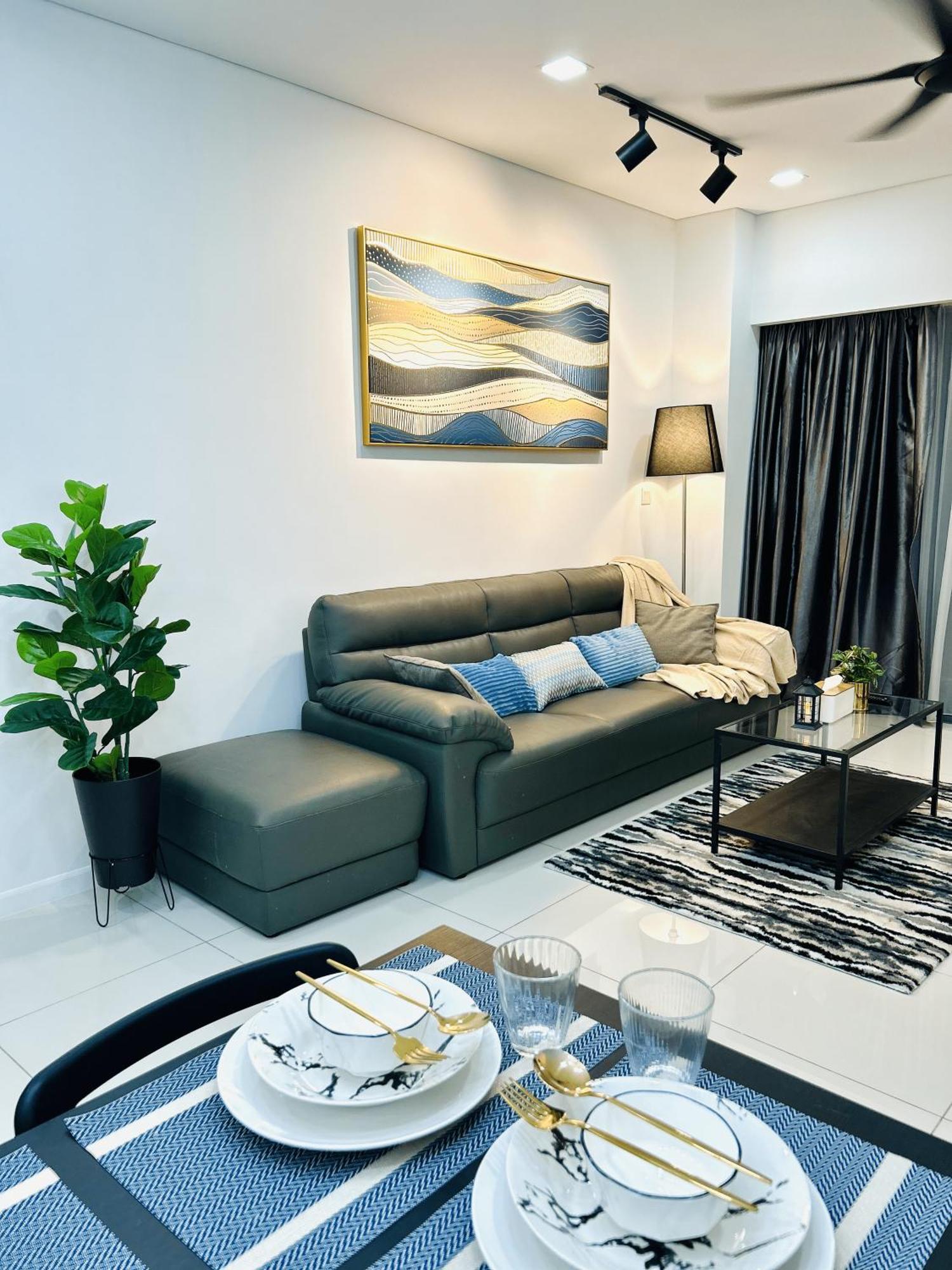 Summer Suites Klcc By Impexia Kuala Lumpur Exterior photo